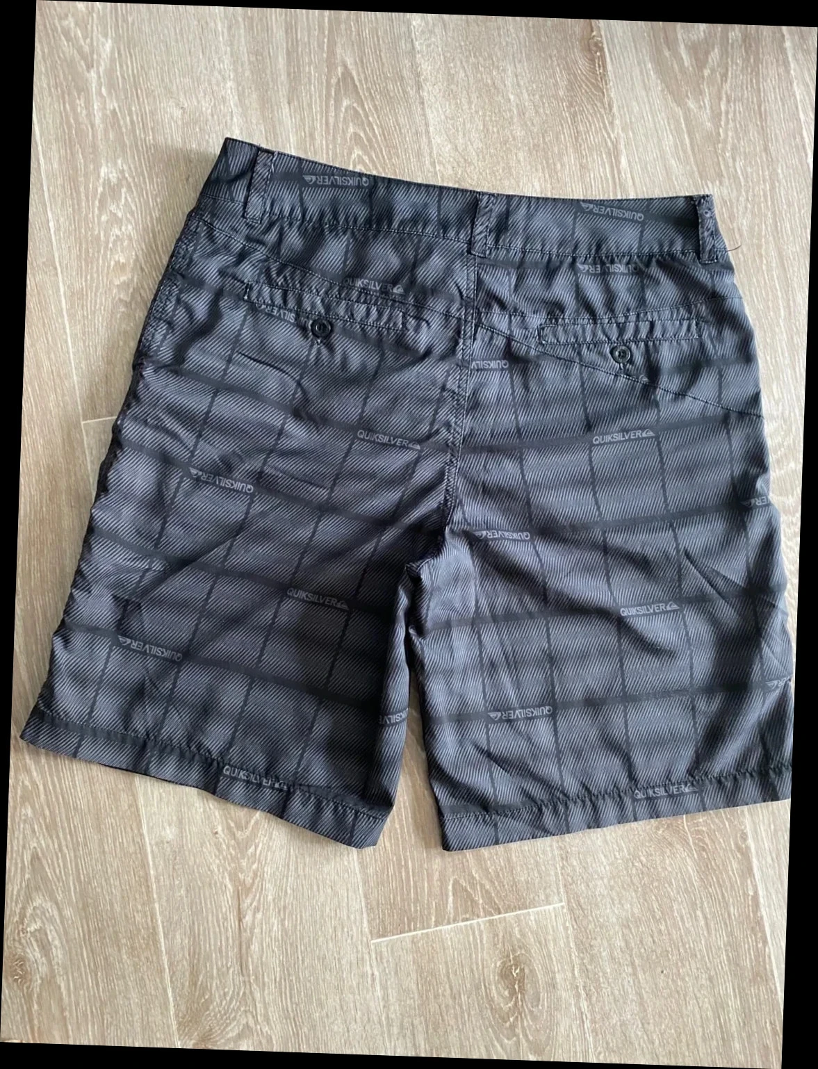 Bermuda de banho Quiksilver surf praia preto cinza tamanho XL – photo 2